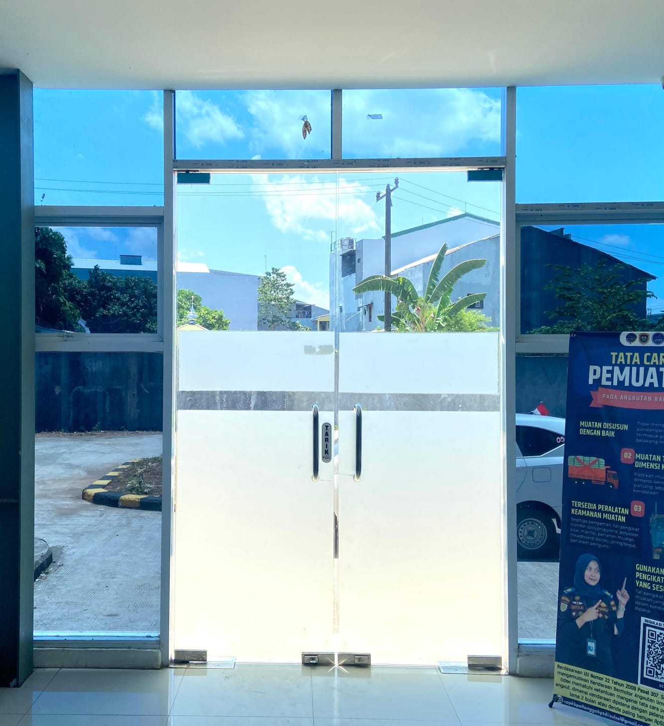 Pintu Utama